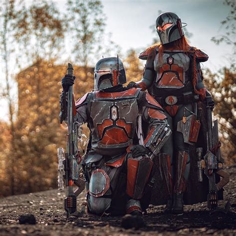 Star Wars The Mandalorian Electronic Cosplay。